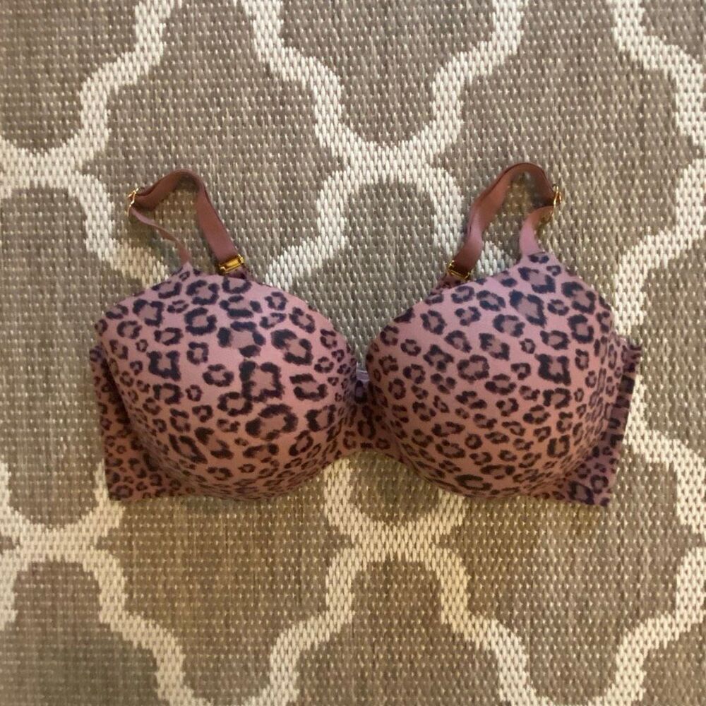 Victoria’s Secret incredible bra lined perfect coverage size 40DD